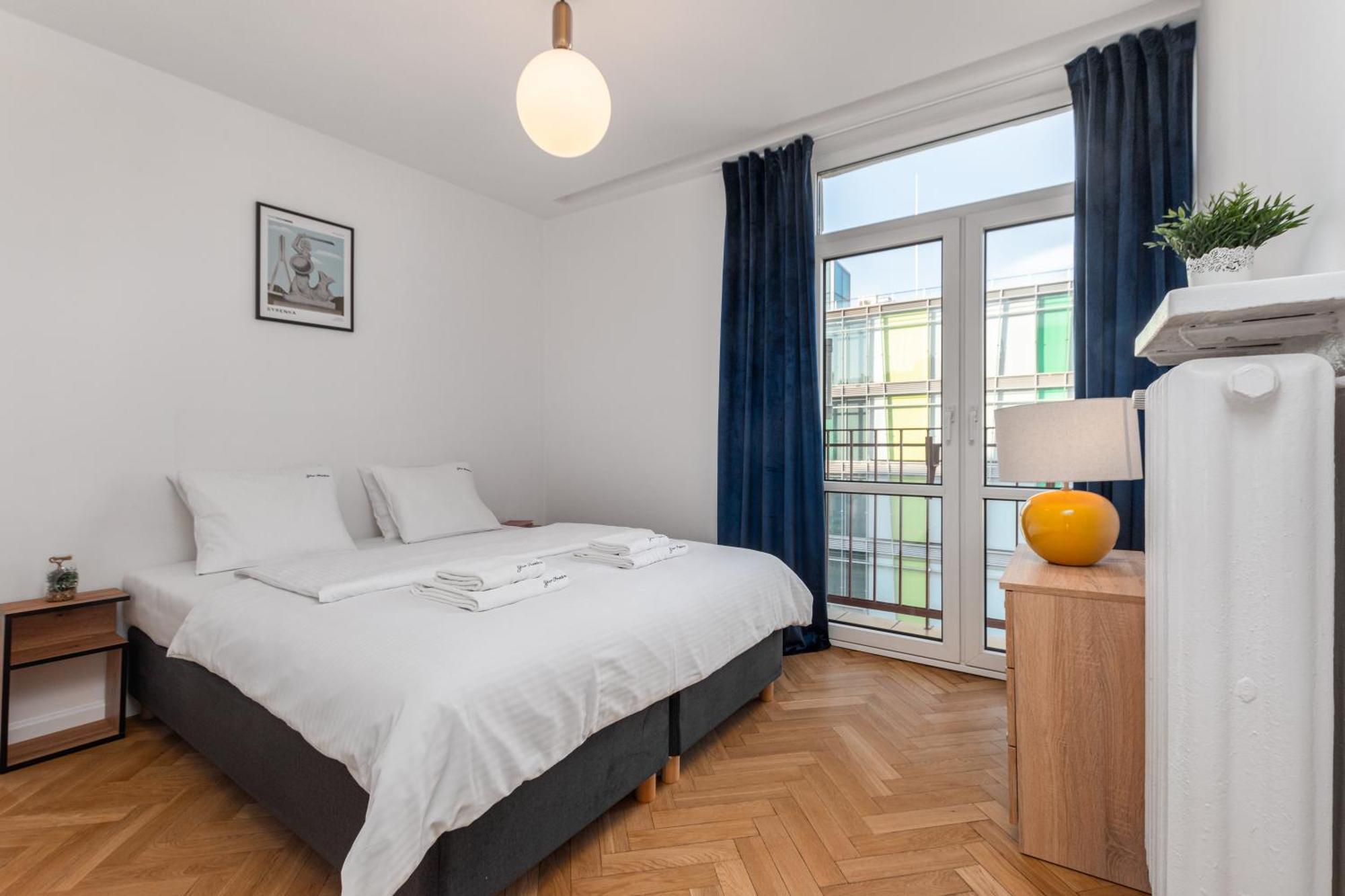 3 Bedroom Apartment Lipowa By Your Freedom วอร์ซอ ภายนอก รูปภาพ